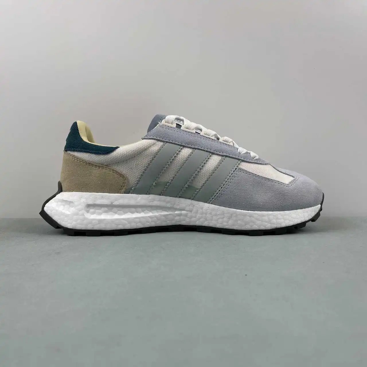 Adidas Retropy E5 IF6810 thumbnail 4