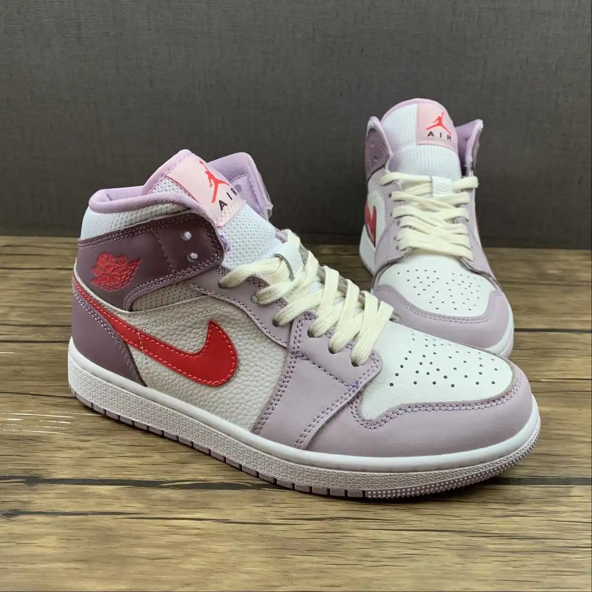 AJ1 Mid Pink Purple Cherry Blossom – DR0174-500 thumbnail 2