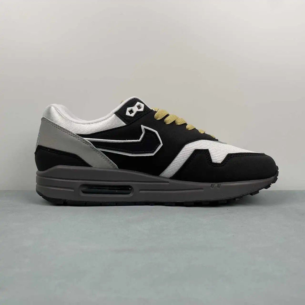 Nike Air Max1 IB9898-001 thumbnail 4