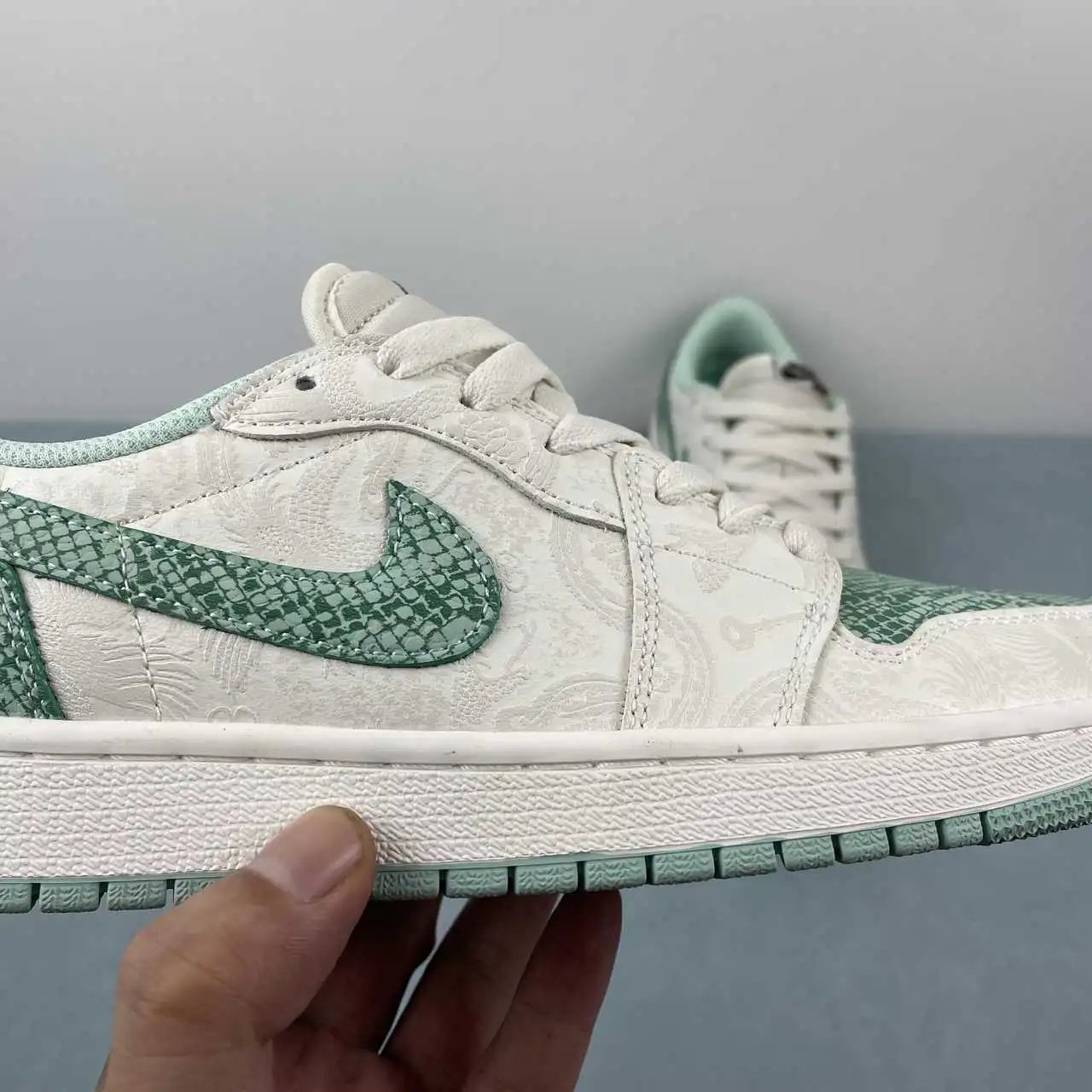Air Jordan 1 Low HF3144-100 9