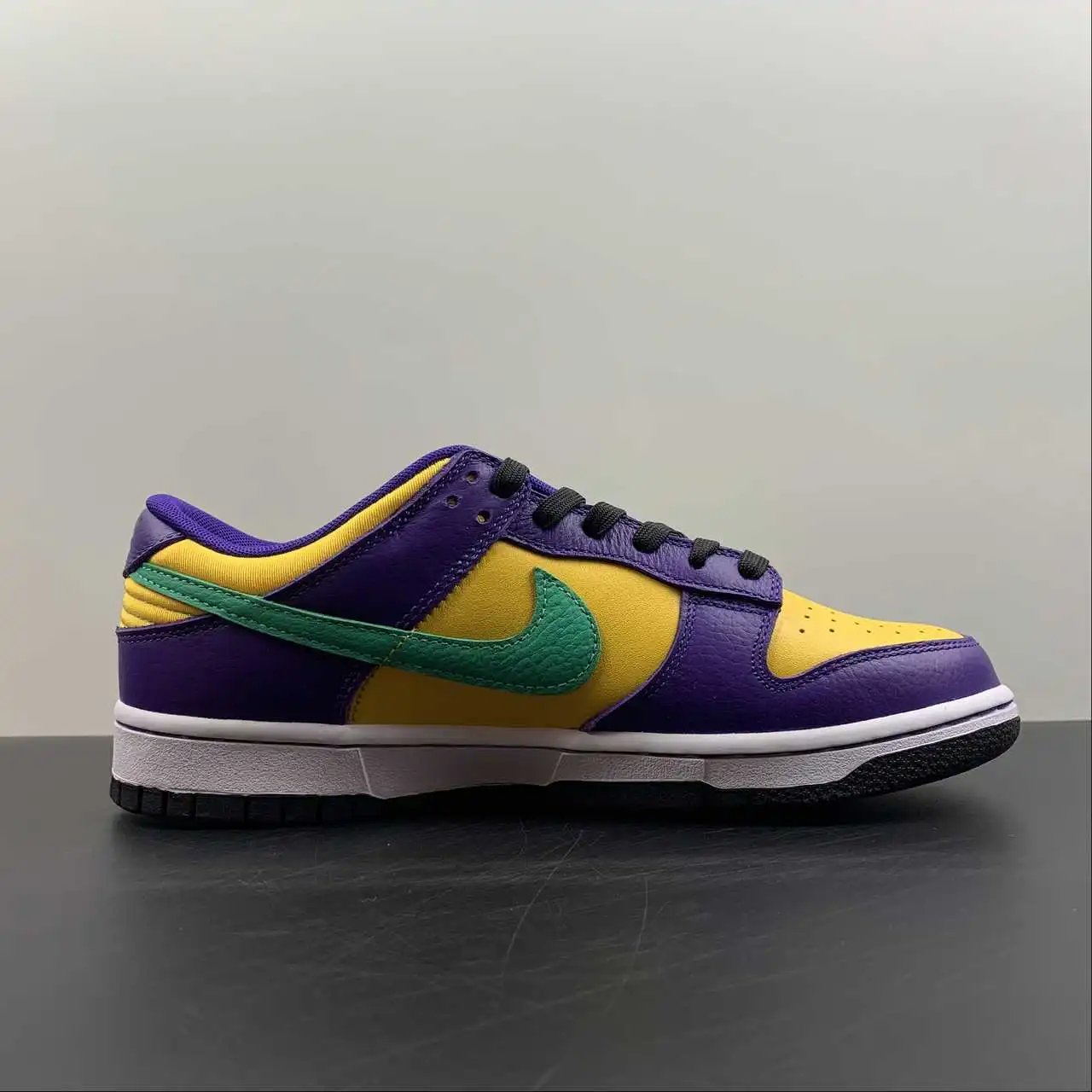 Nike Dunk Low DO9581-500 5