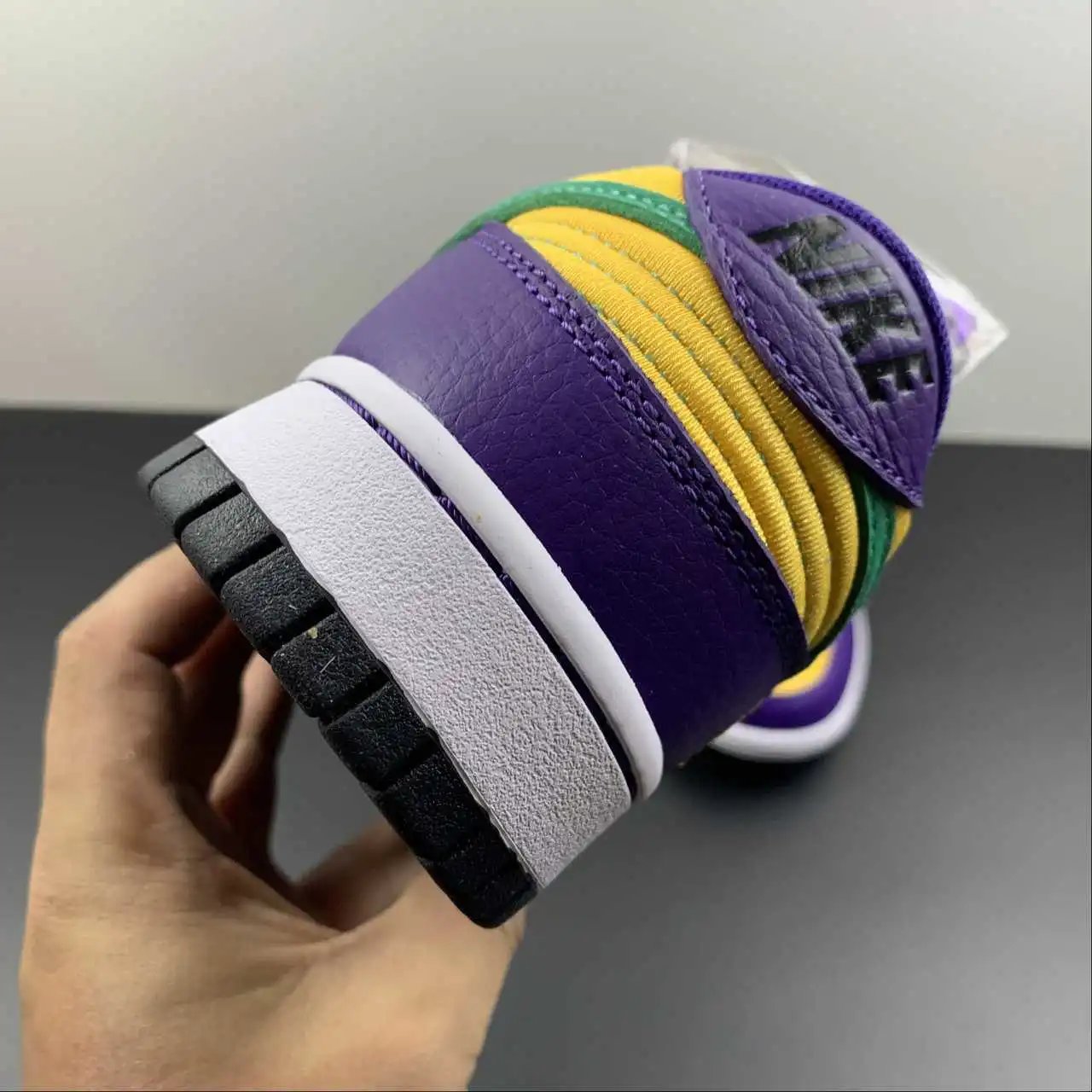 Nike Dunk Low DO9581-500 10