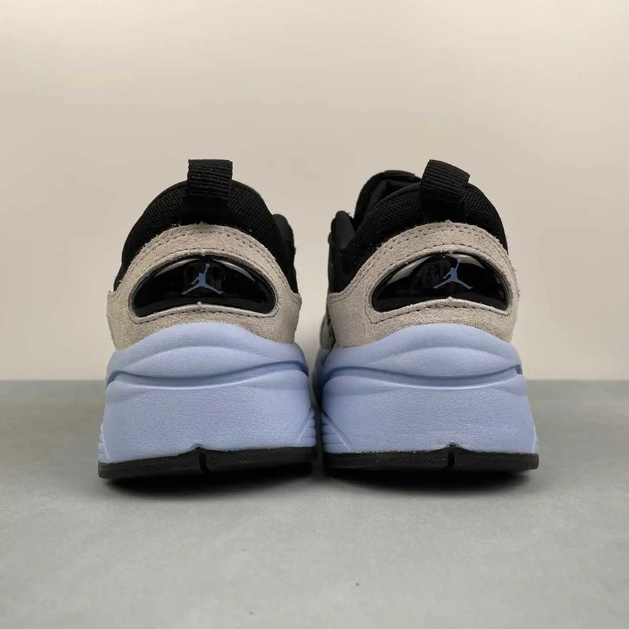 Air Jordan IB3722-402 thumbnail 4