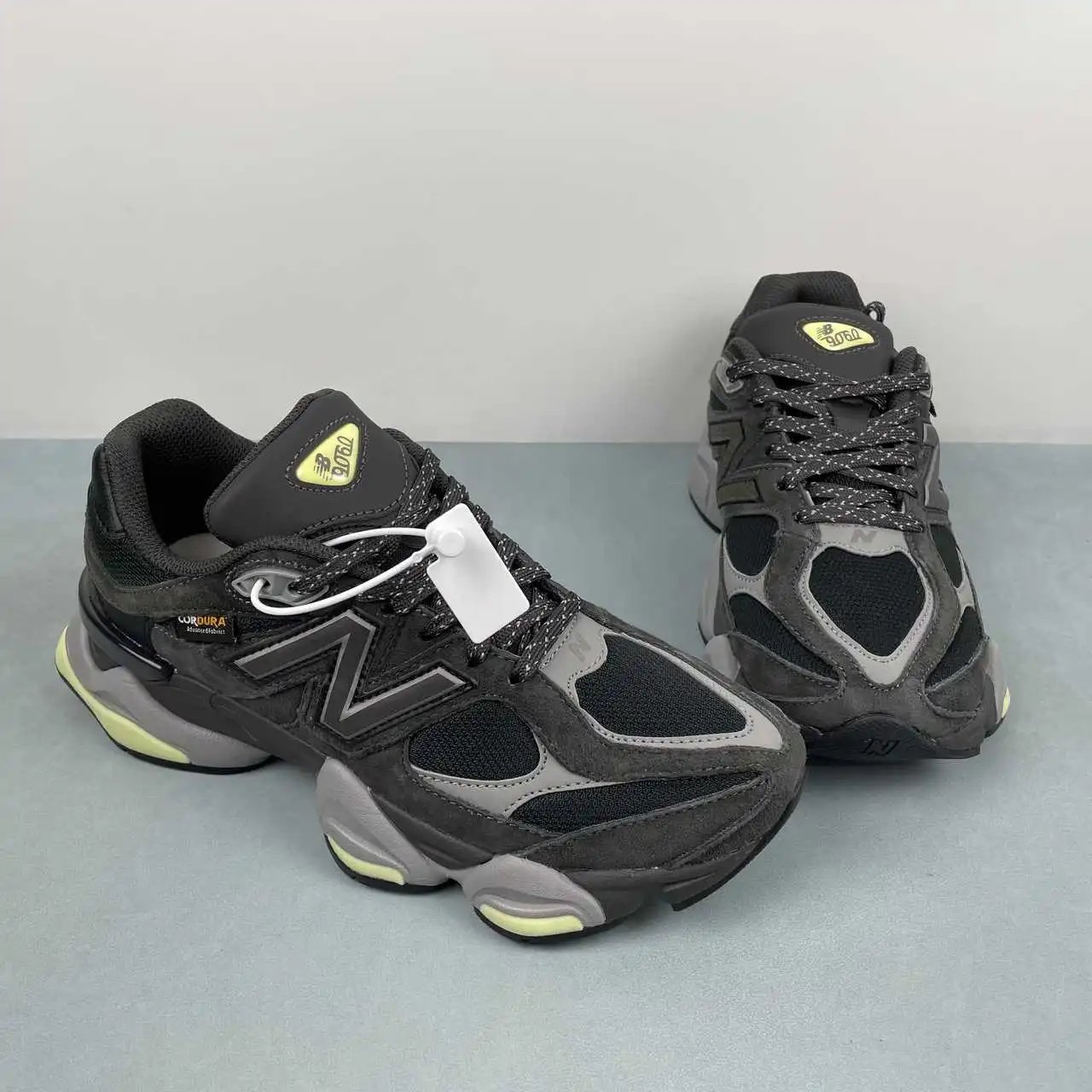 New Balance 9060 U90602P8 thumbnail 2