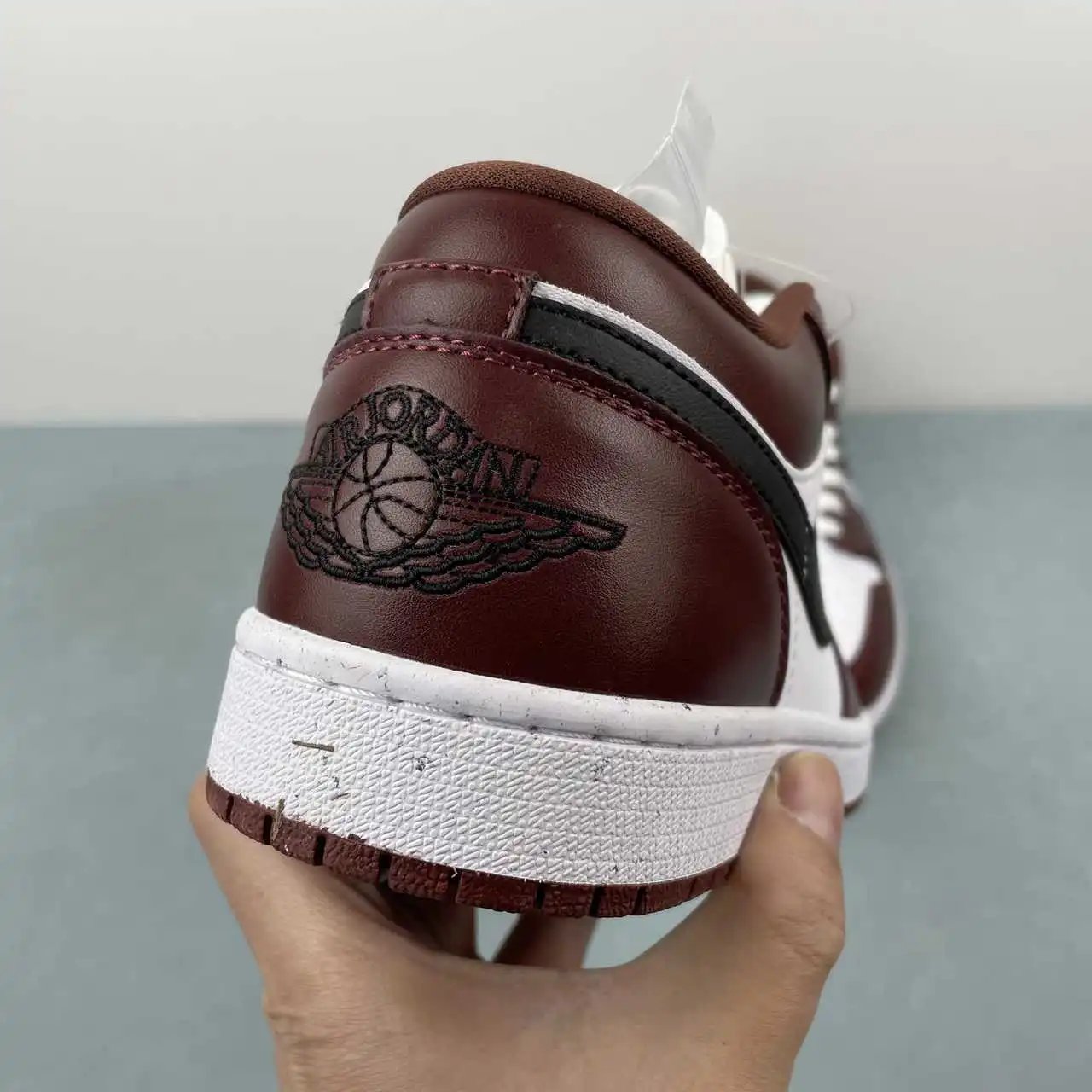 Air Jordan 1 Low HF3148-102 8