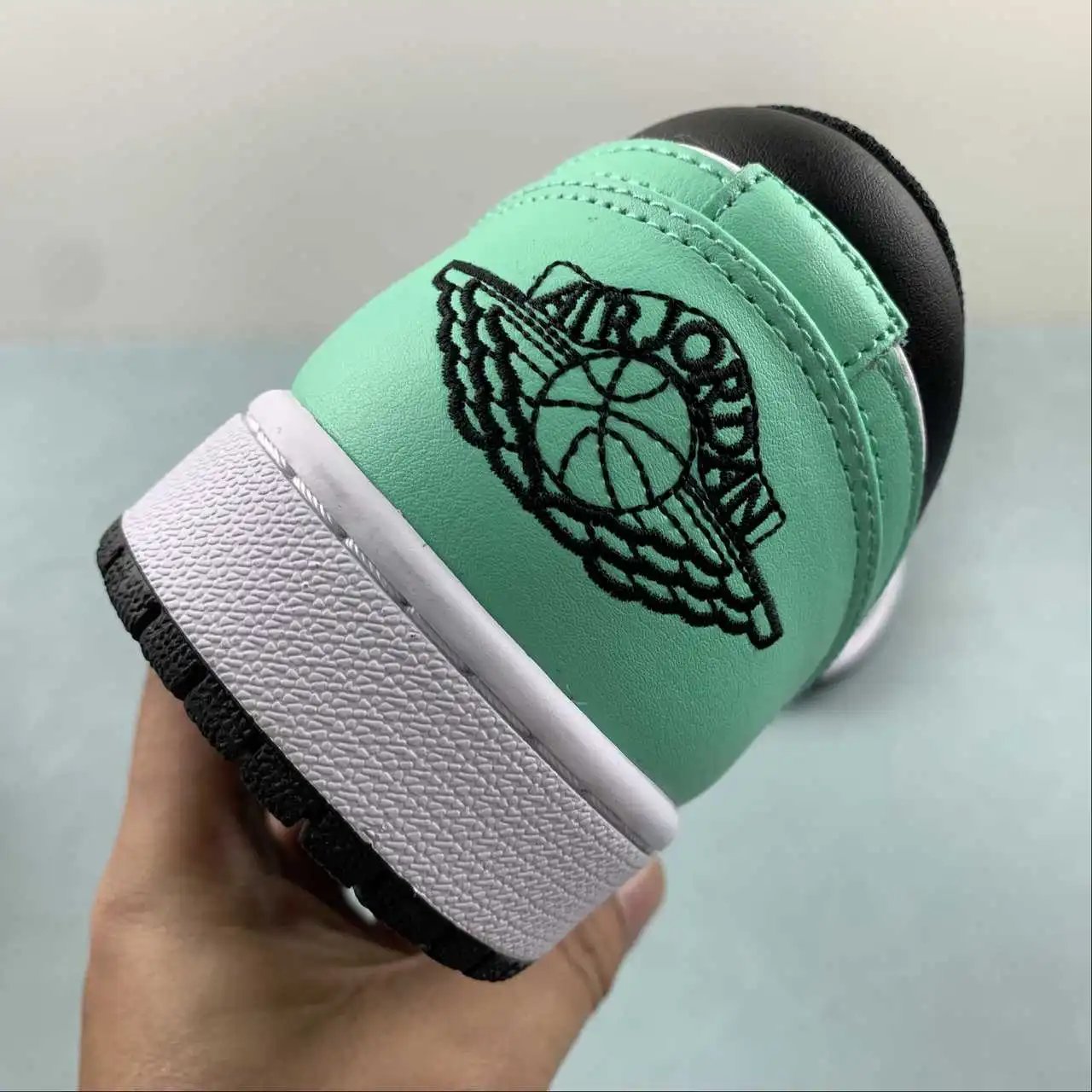 Air Jordan 1 Low 553558-131 10