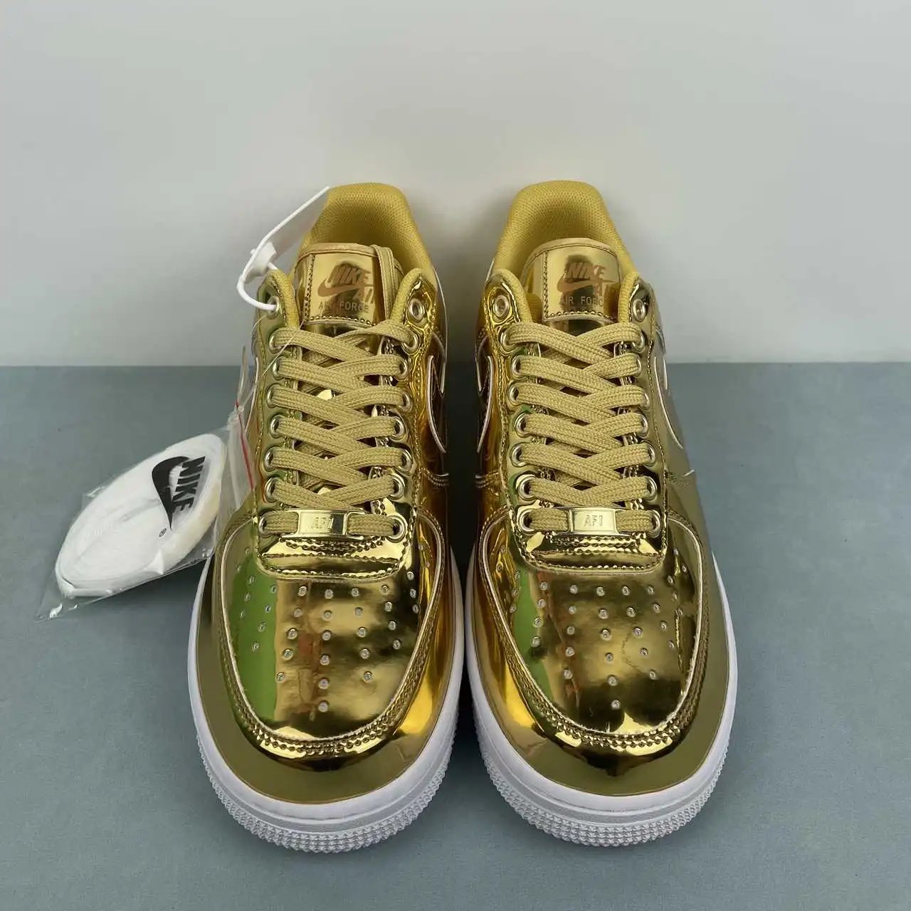 Nike Air Force 1 CQ6566-700 thumbnail 3