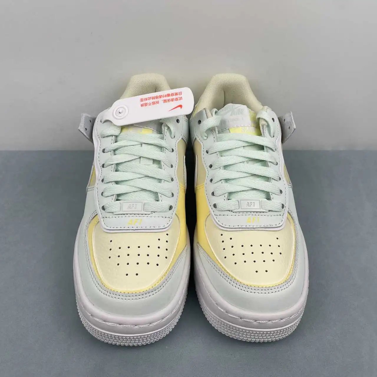 Nike Air Force 1 DZ1847-301 thumbnail 3
