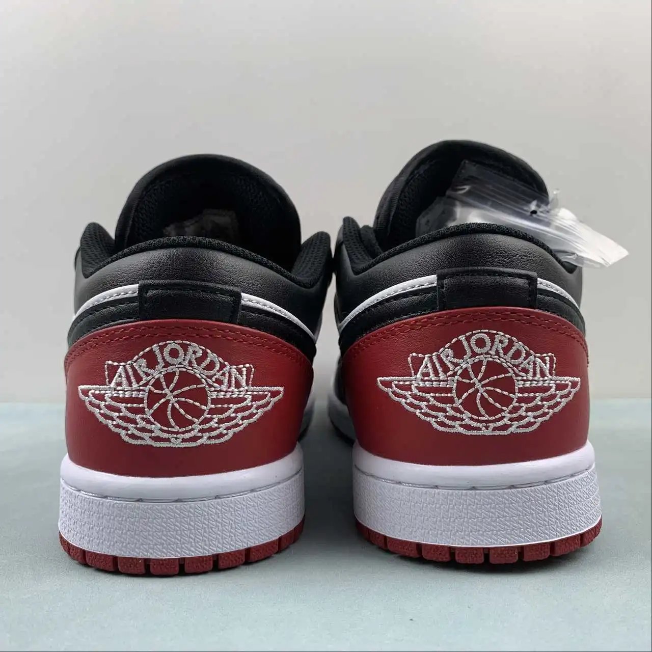 Air Jordan 1 Low 553558-161 thumbnail 4