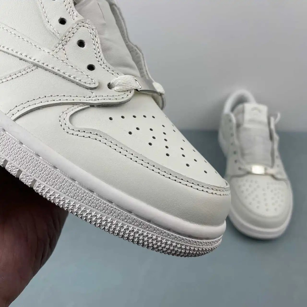Air Jordan 1 Low TD1228-111 7