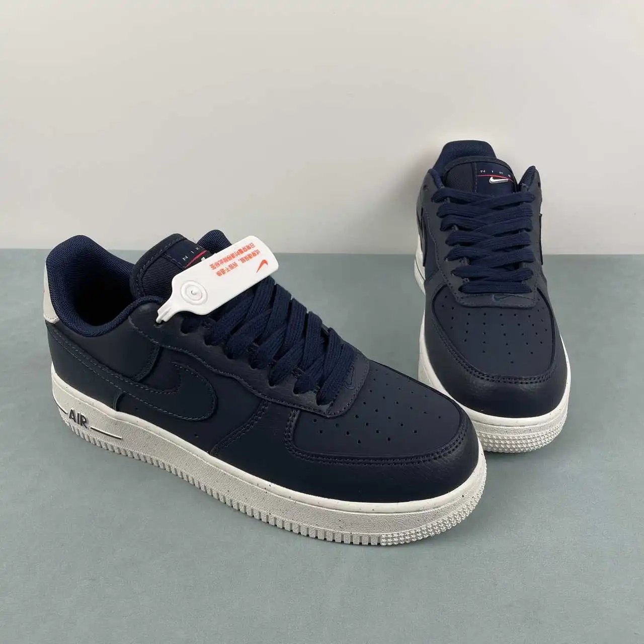 Nike Air Force 1 DZ2708-100 thumbnail 2