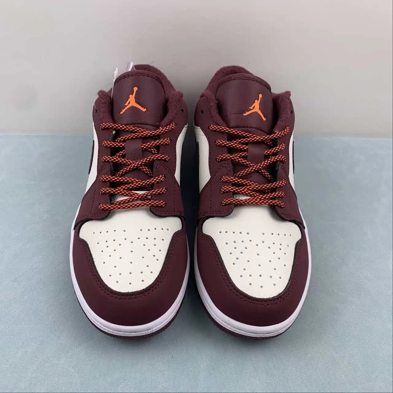 Air Jordan 1 Low 553560-068 thumbnail 3