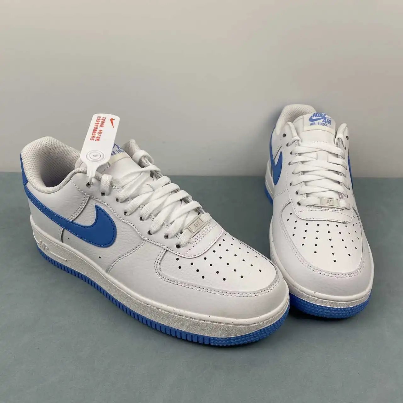 Nike Air Force 1 DC9486-104 thumbnail 2