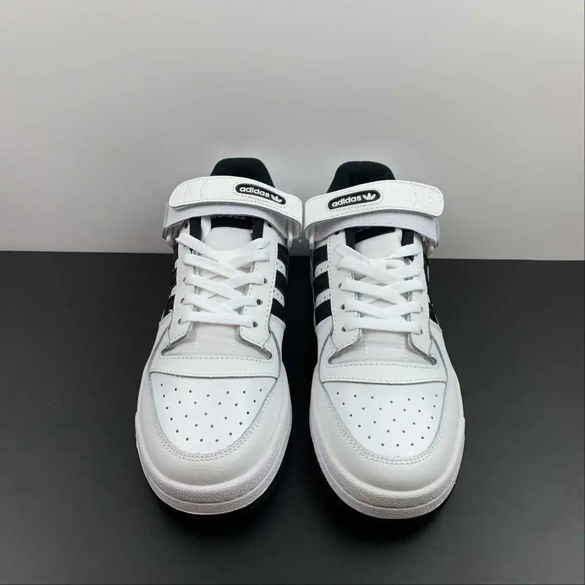 Adidas Forum FY7757 thumbnail 3