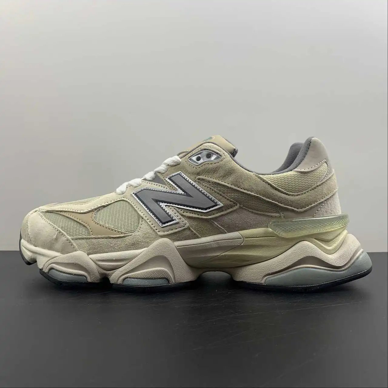 New Balance 9060 U9060MAC thumbnail 4