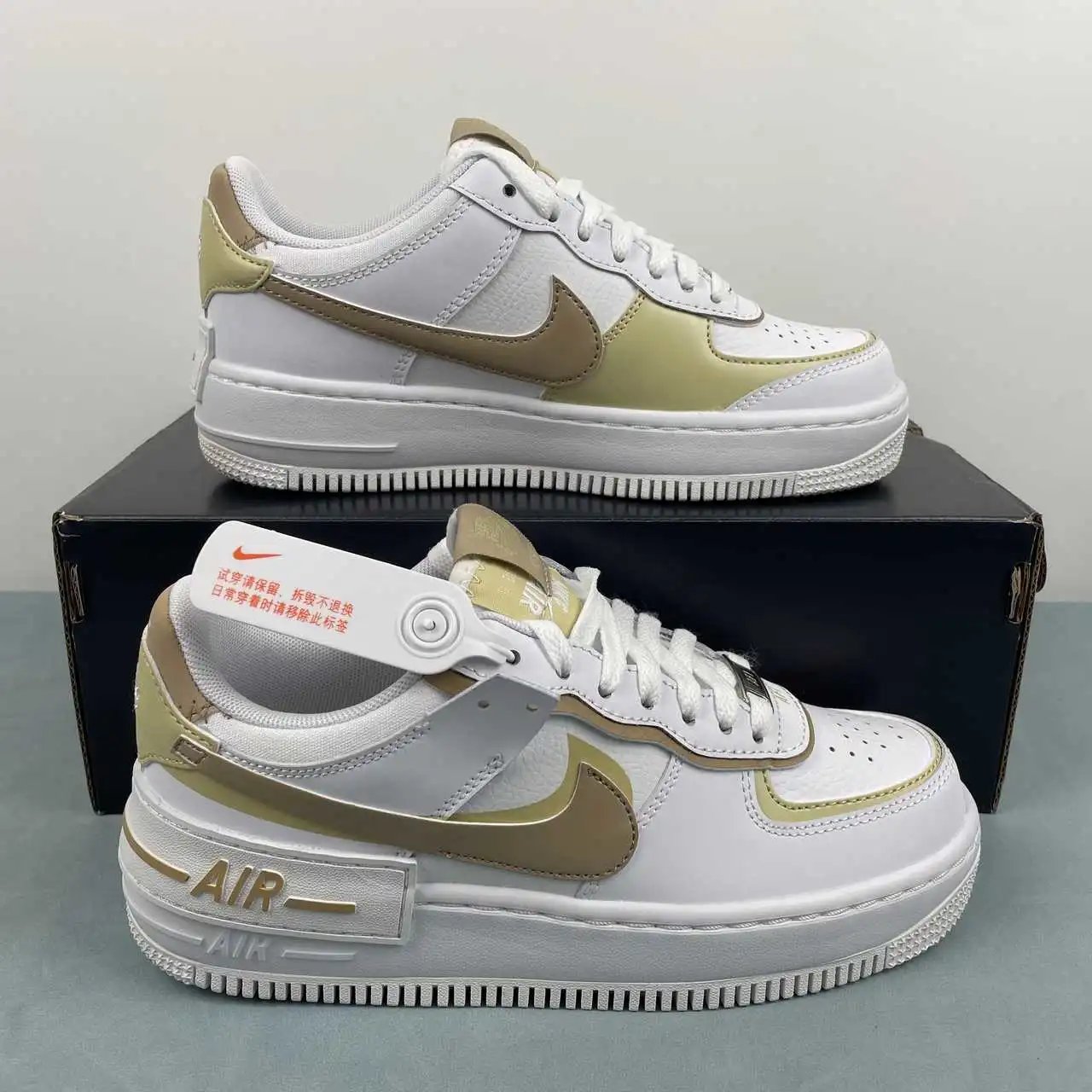 Nike Air Force 1 DZ1847-111