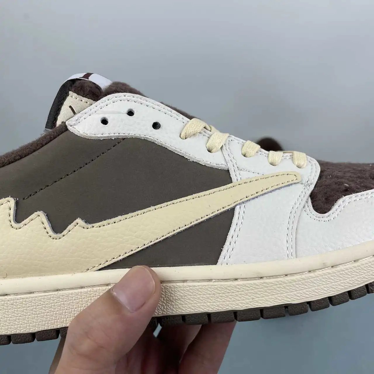 Air Jordan 1 Low DM7866-717 9