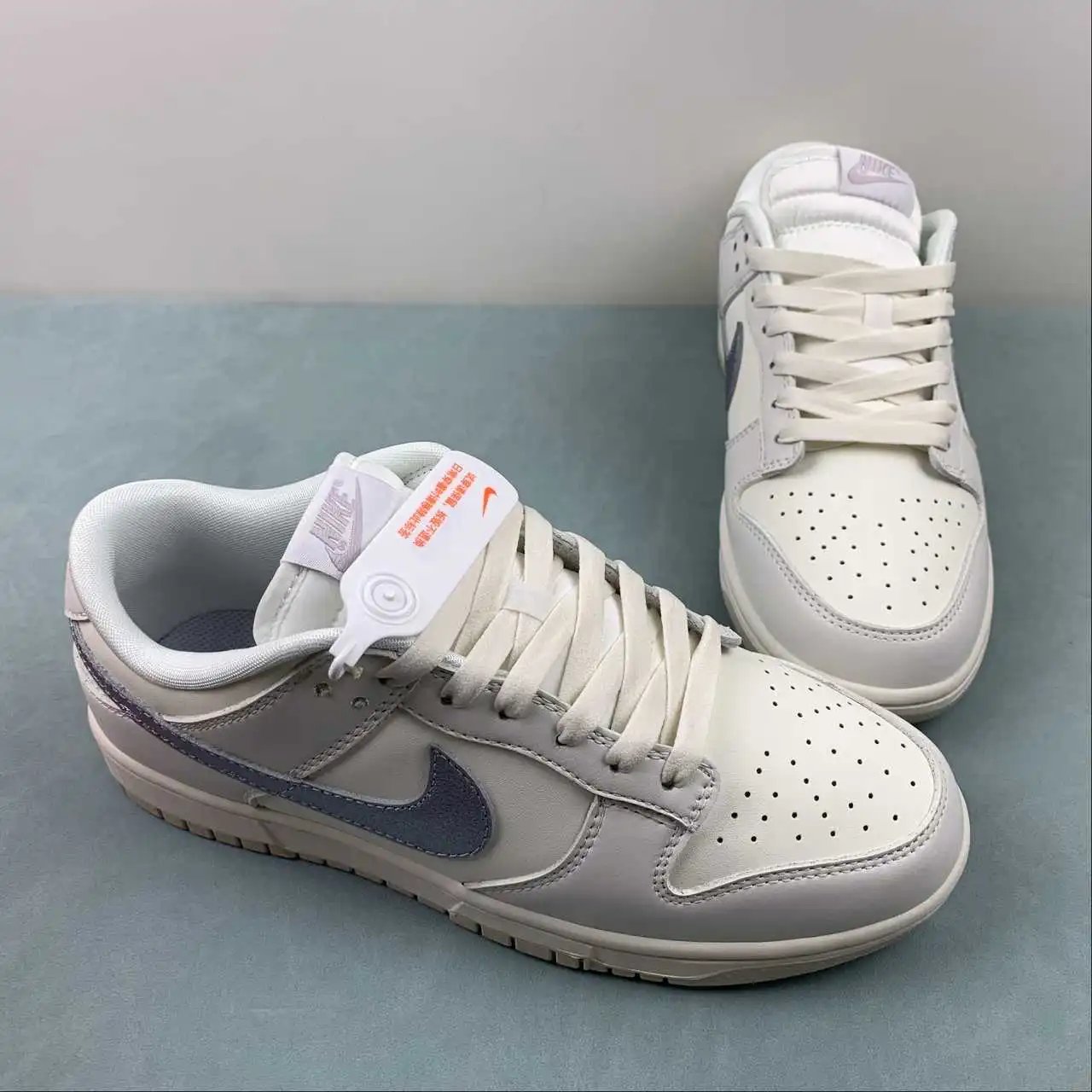 Nike Dunk Low DX5930-100 thumbnail 2