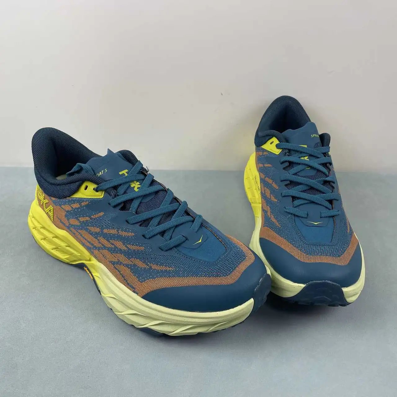HOKA Speedgoat 5 1123157-BCEP thumbnail 2