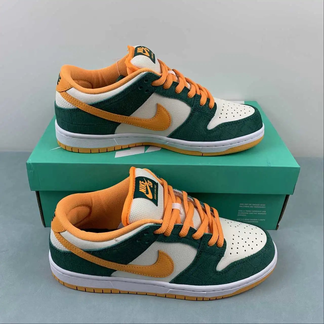 Nike Dunk Low 304292-383