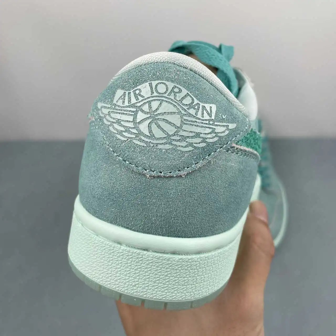 Air Jordan 1 Low HQ8111-300 8