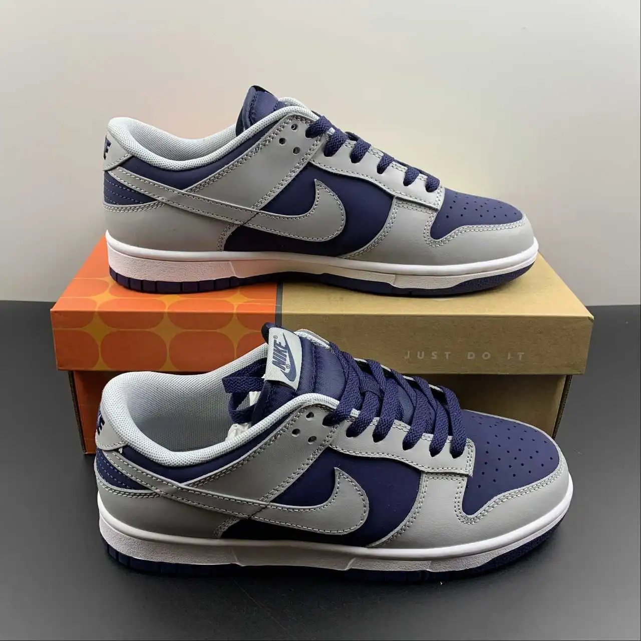 Nike Dunk Low 630358-401