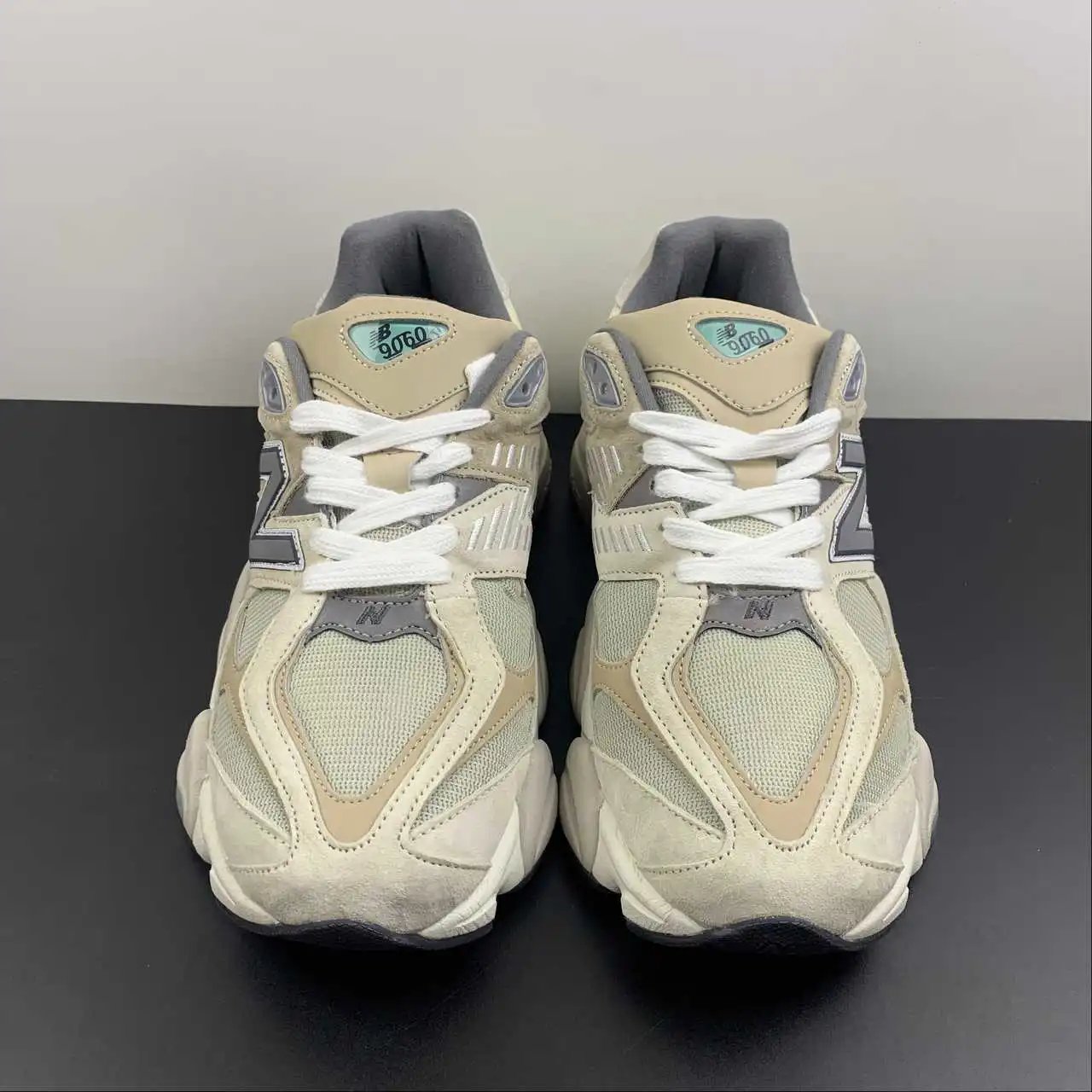 New Balance 9060 U9060MAC thumbnail 3