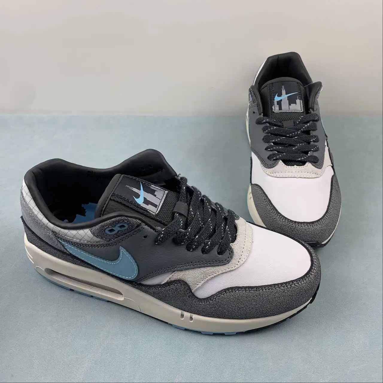 Nike Air Max1 FQ8742-100 thumbnail 2