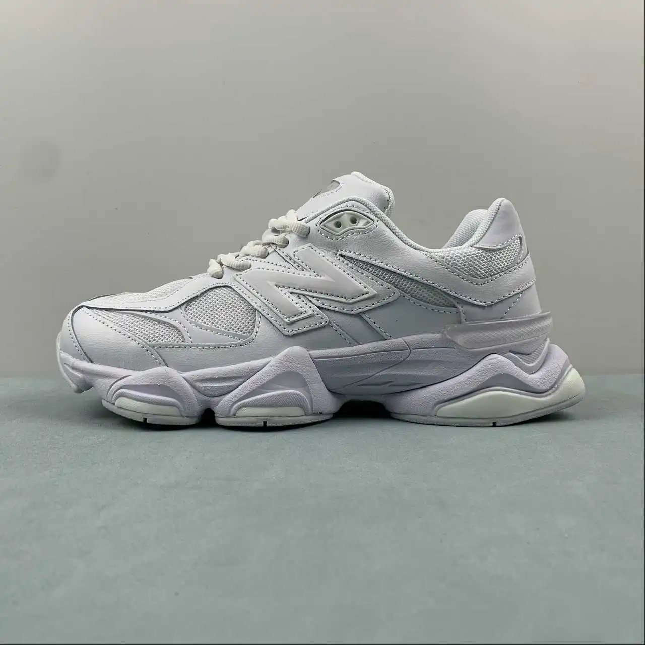 New Balance 9060 U9060NRJ thumbnail 4