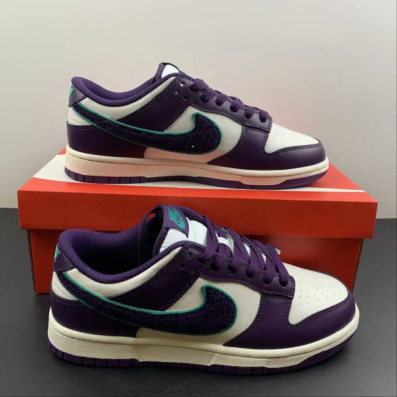 Nike Dunk Low DQ7683-100