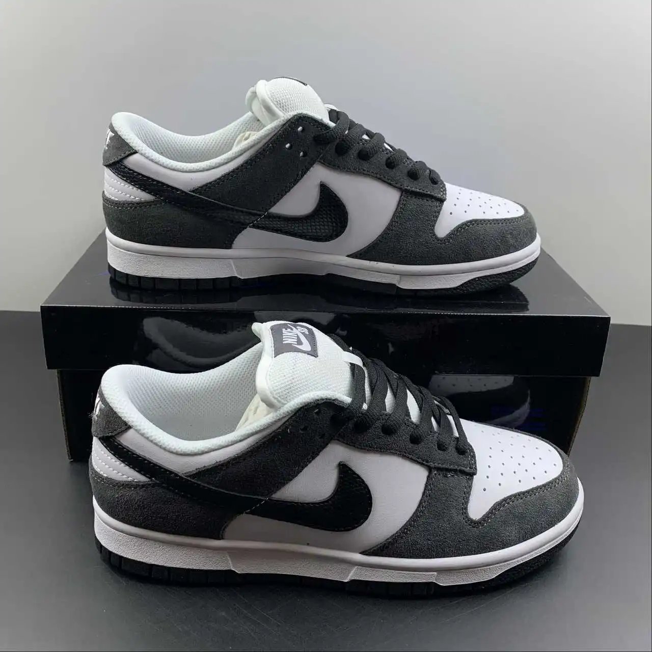 Nike Dunk Low 304292-503