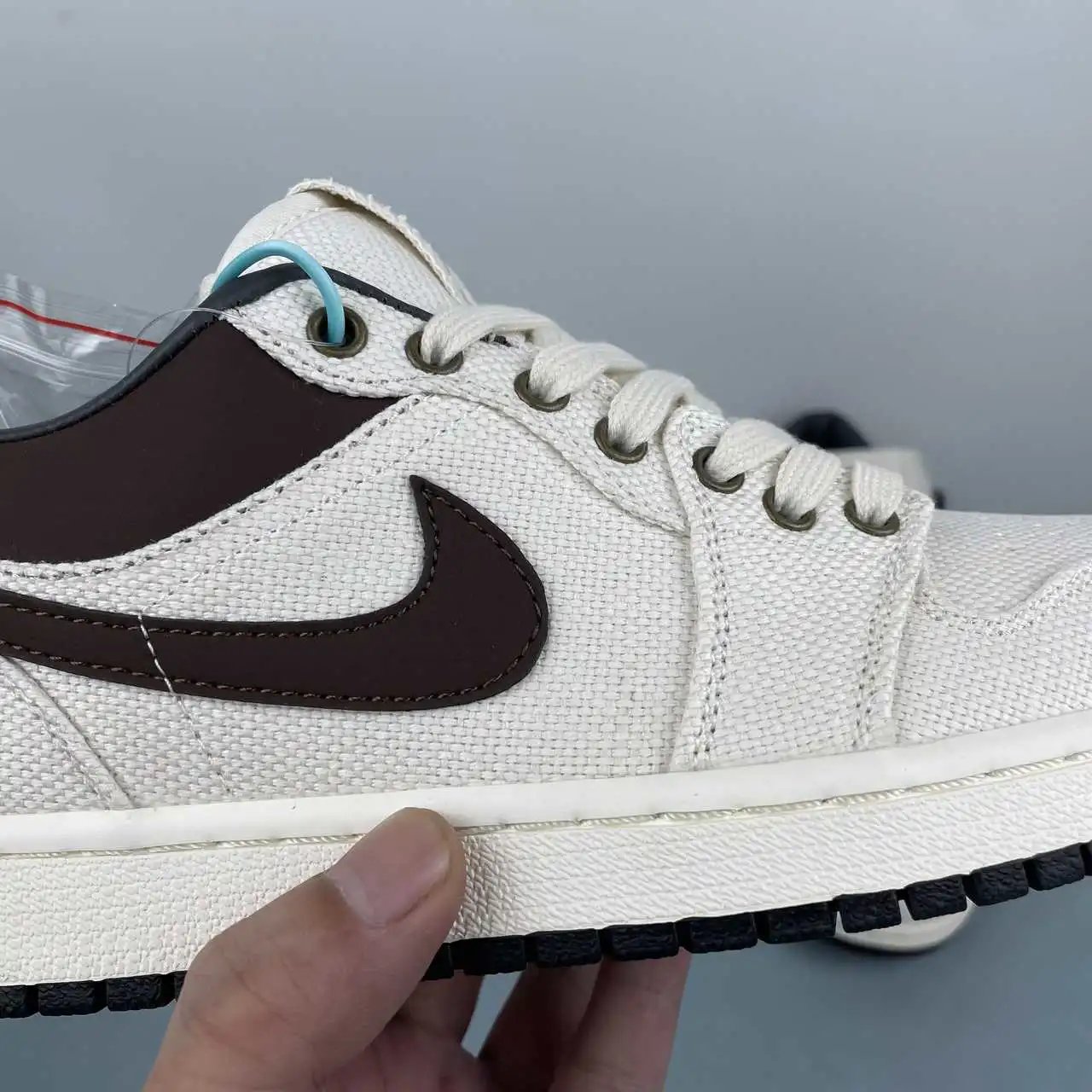 Air Jordan 1 Low IB8058-110 9