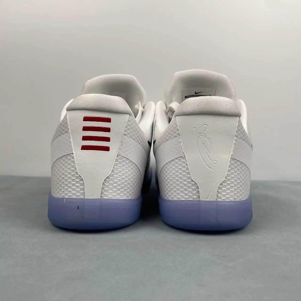 Nike Kobe 836183-100 thumbnail 4
