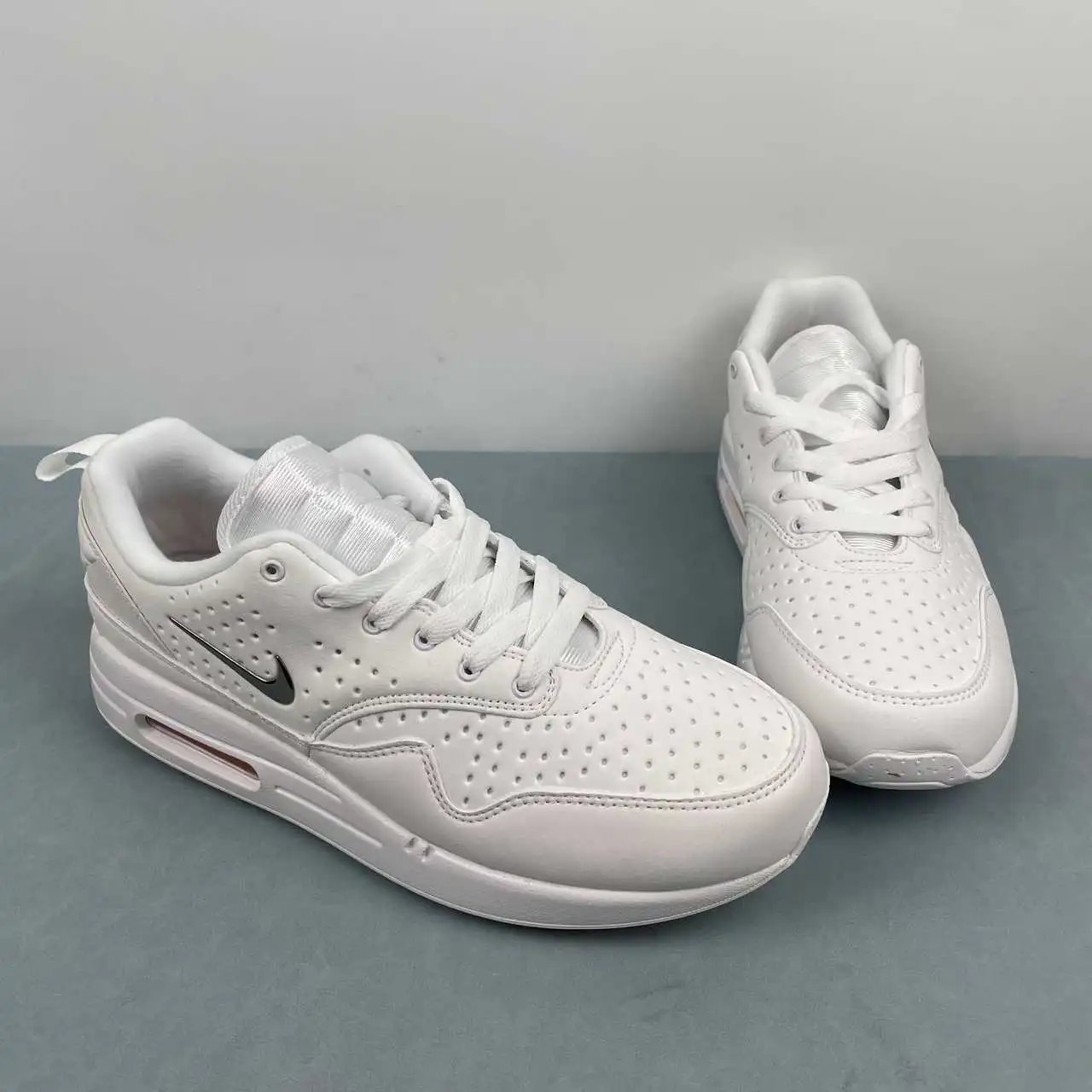 Nike Air Max1 HQ4310-100 thumbnail 2