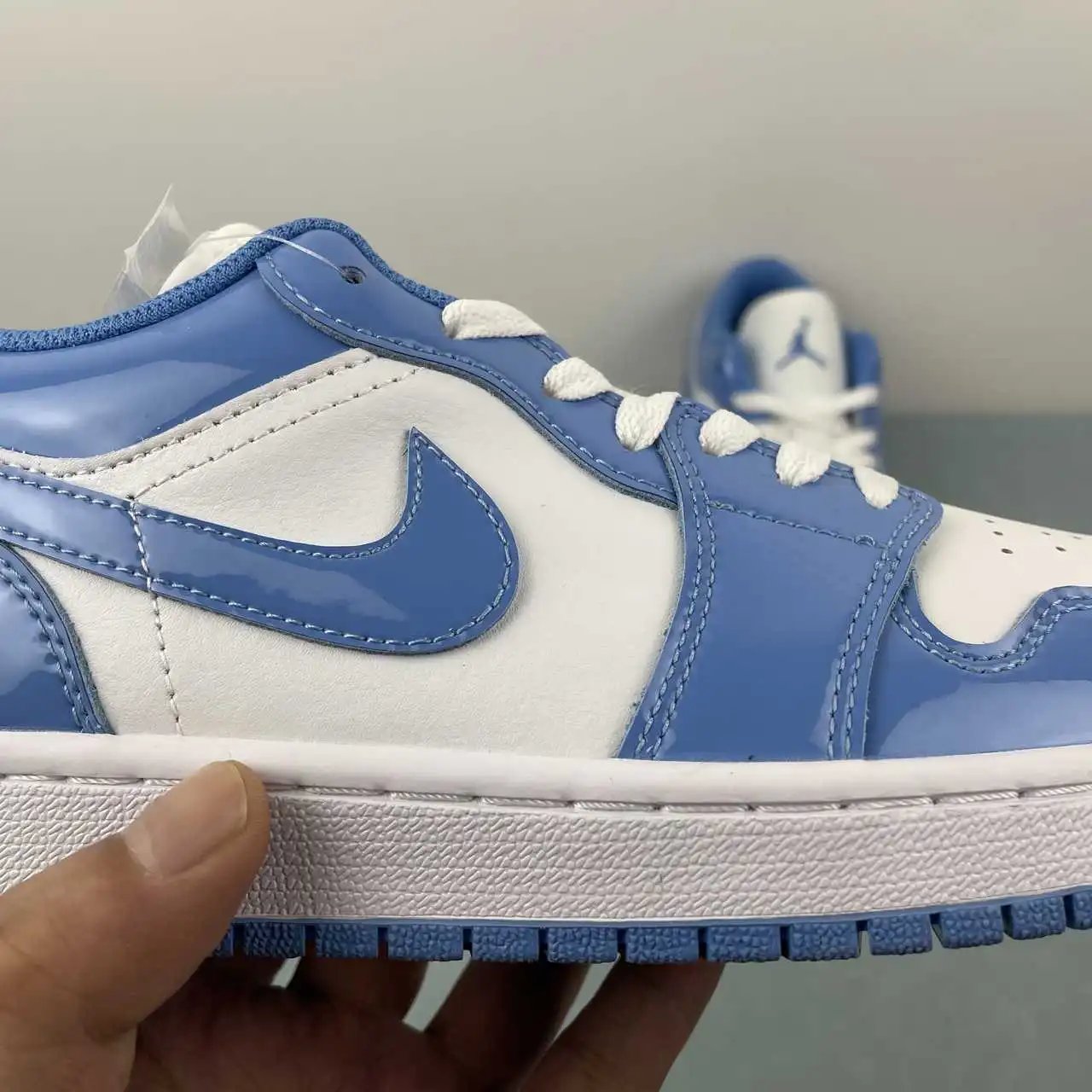 Air Jordan 1 Low FZ3929-114 9