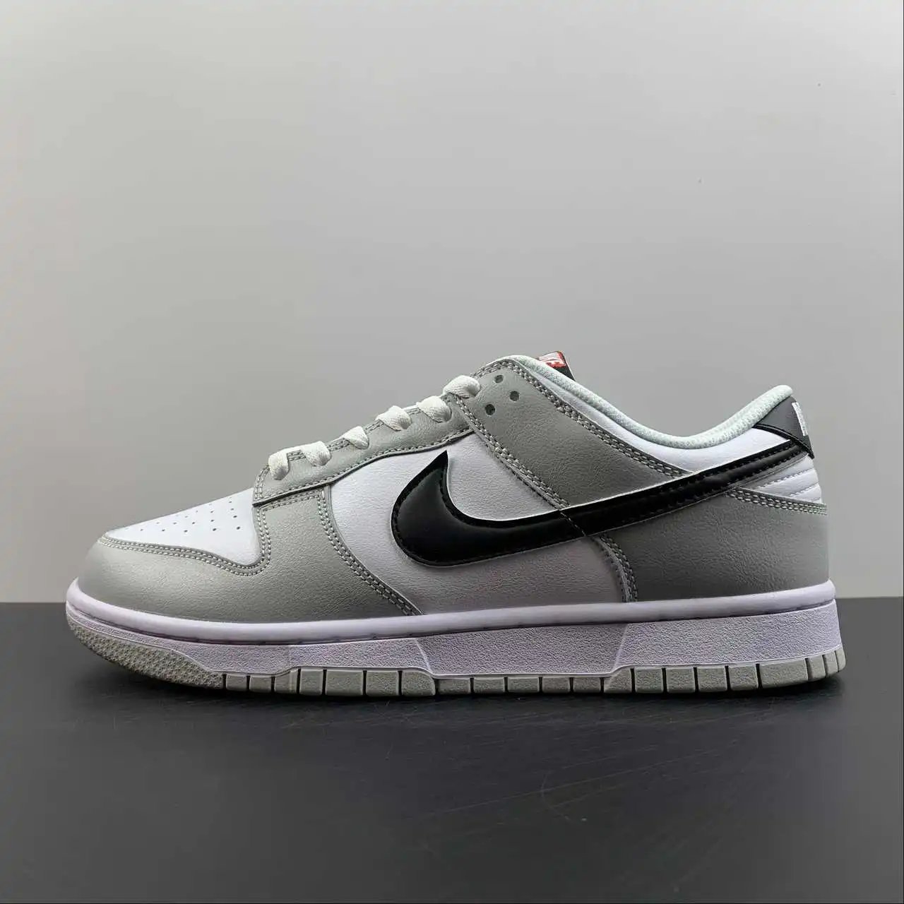 Nike Dunk Low DR9654-001 4