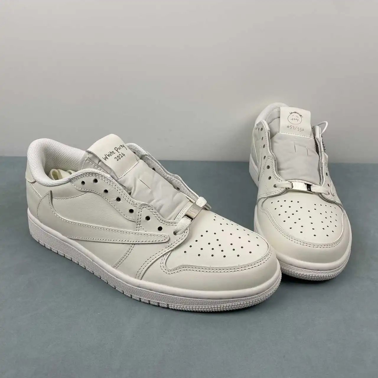 Air Jordan 1 Low TD1228-111 thumbnail 2