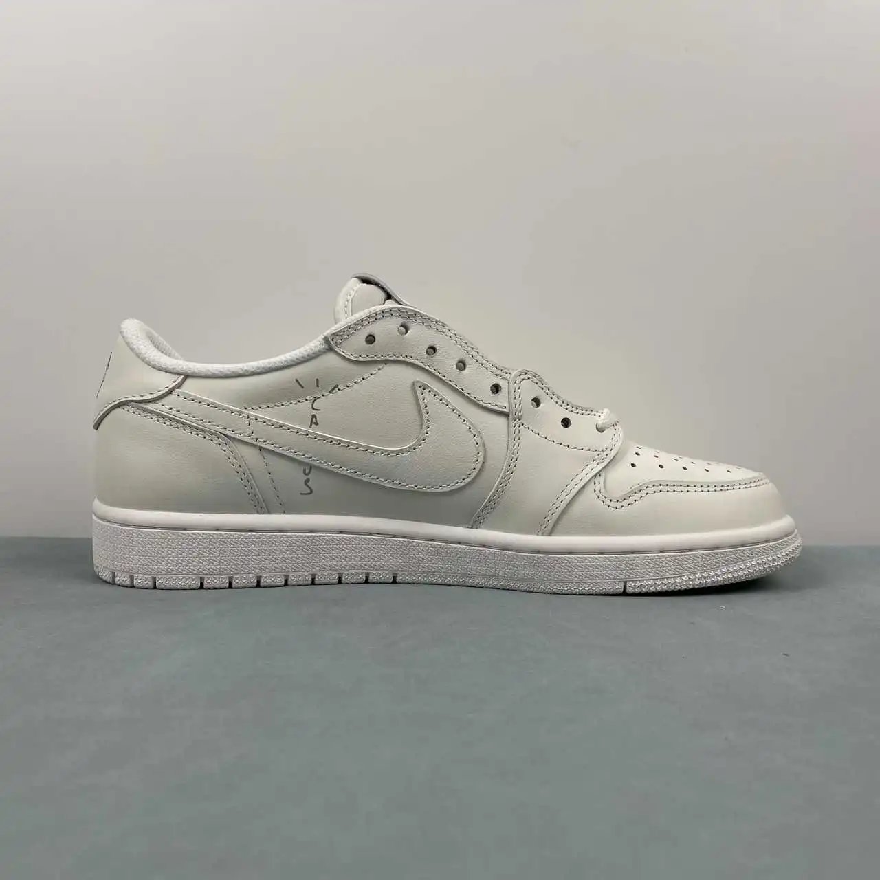 Air Jordan 1 Low TD1228-111 6