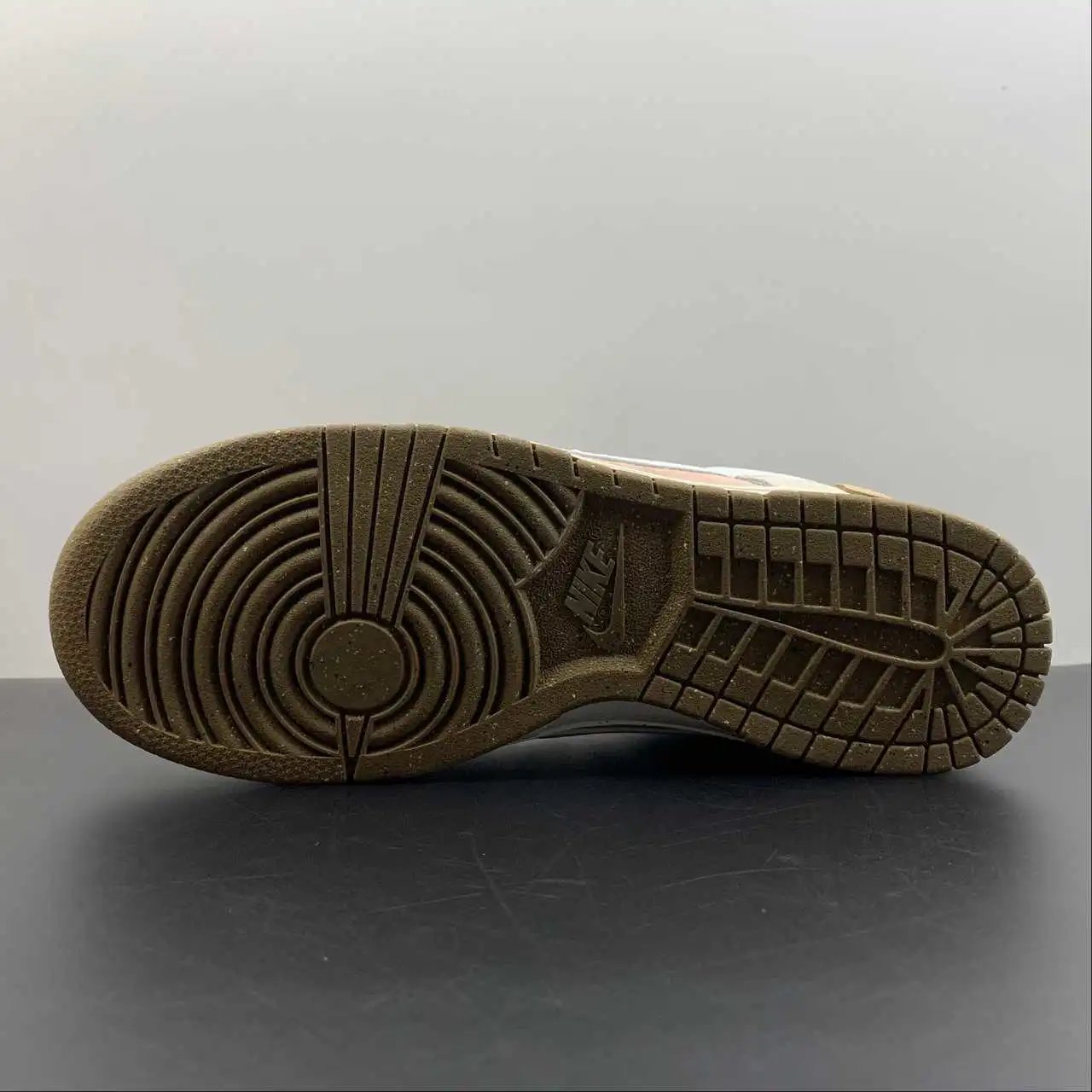Nike Dunk Low DO9457-117 12