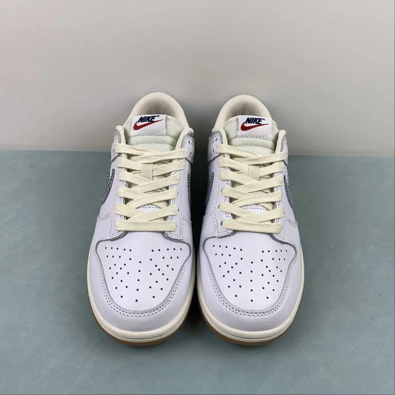 Nike Dunk Low FN6881-100 thumbnail 3