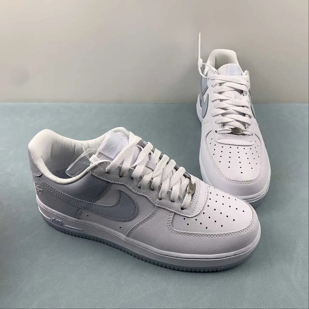 Nike Air Force 1 FJ5755-100 thumbnail 2