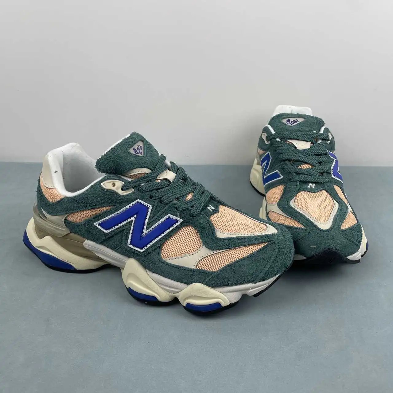 New Balance 9060 U9060GEC thumbnail 2