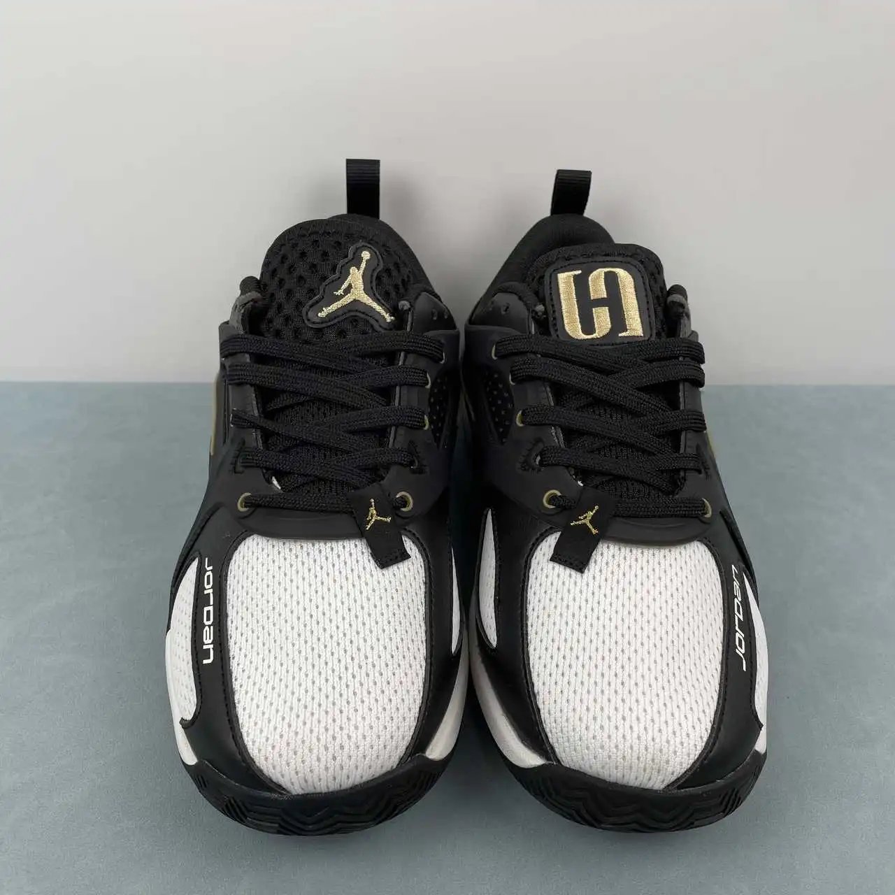 Jordan Flight Court FQ3858-007 thumbnail 3