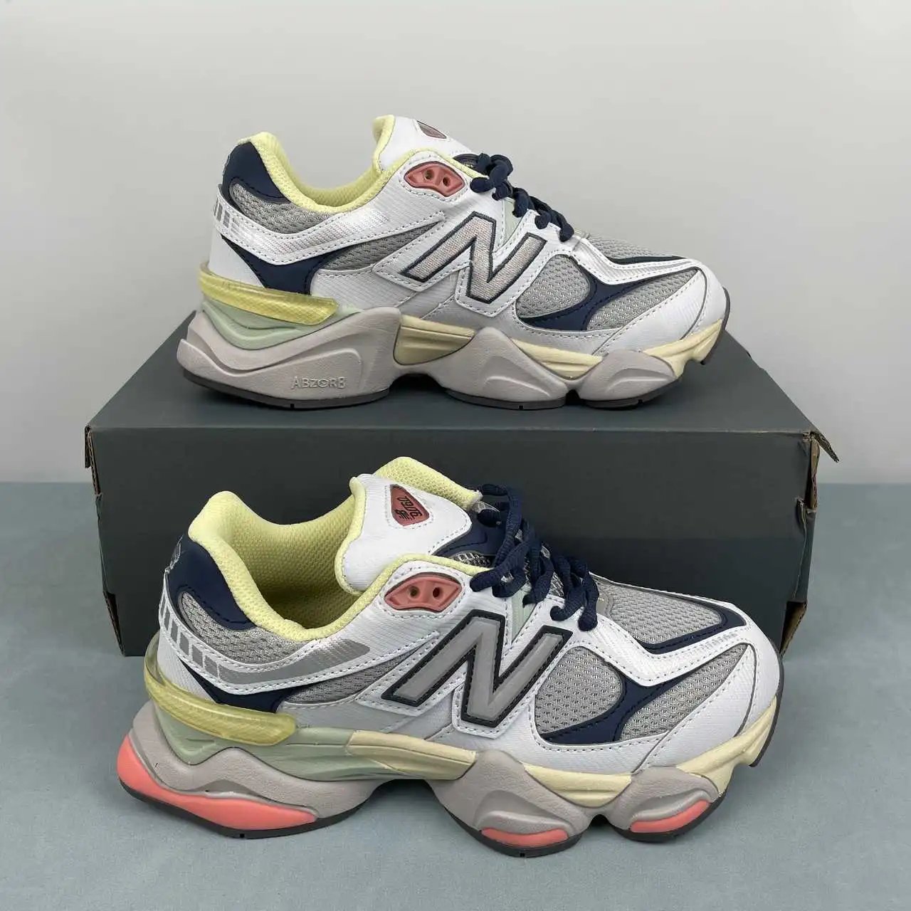 New Balance 9060 U9060TMB