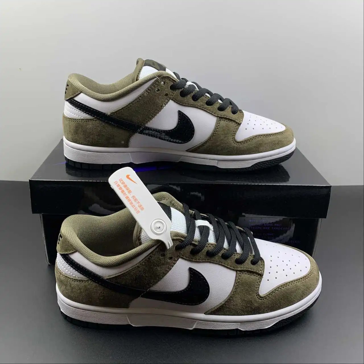 Nike Dunk Low 304292-102