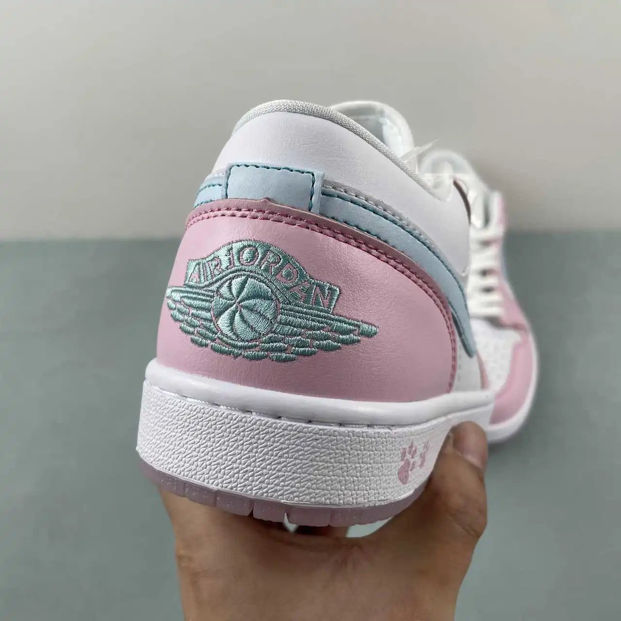 Air Jordan 1 Low HM3706-141 8