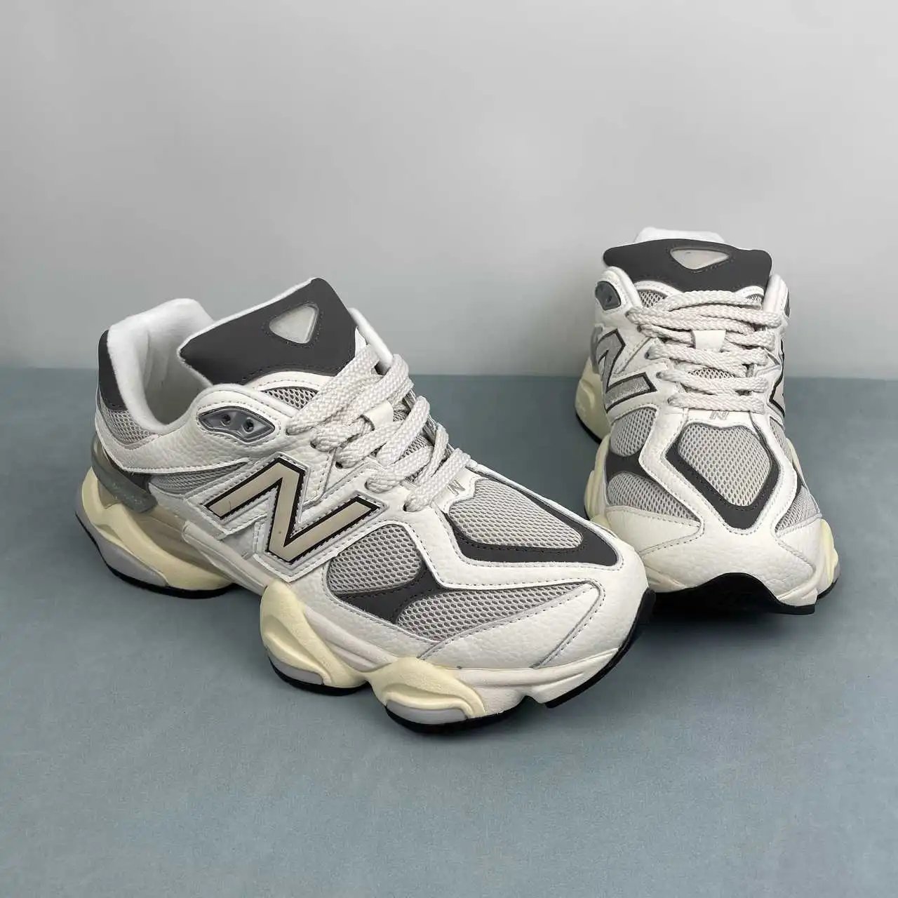 New Balance 9060 U9060AGA thumbnail 2