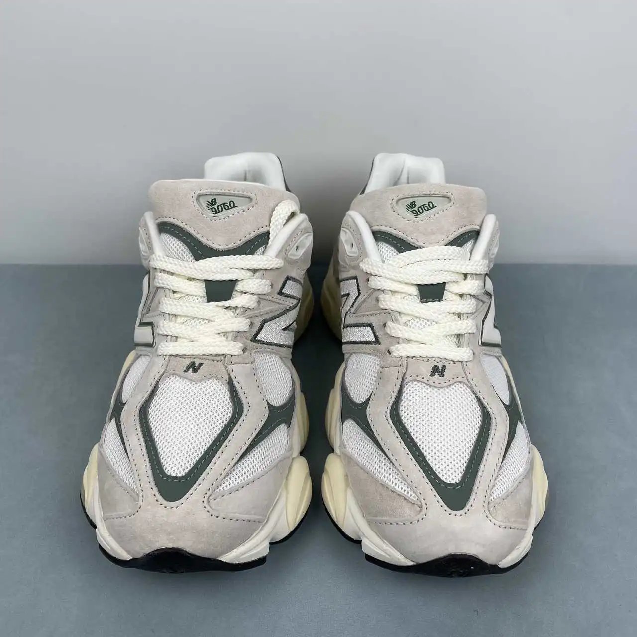 New Balance 9060 U9060EEI thumbnail 3