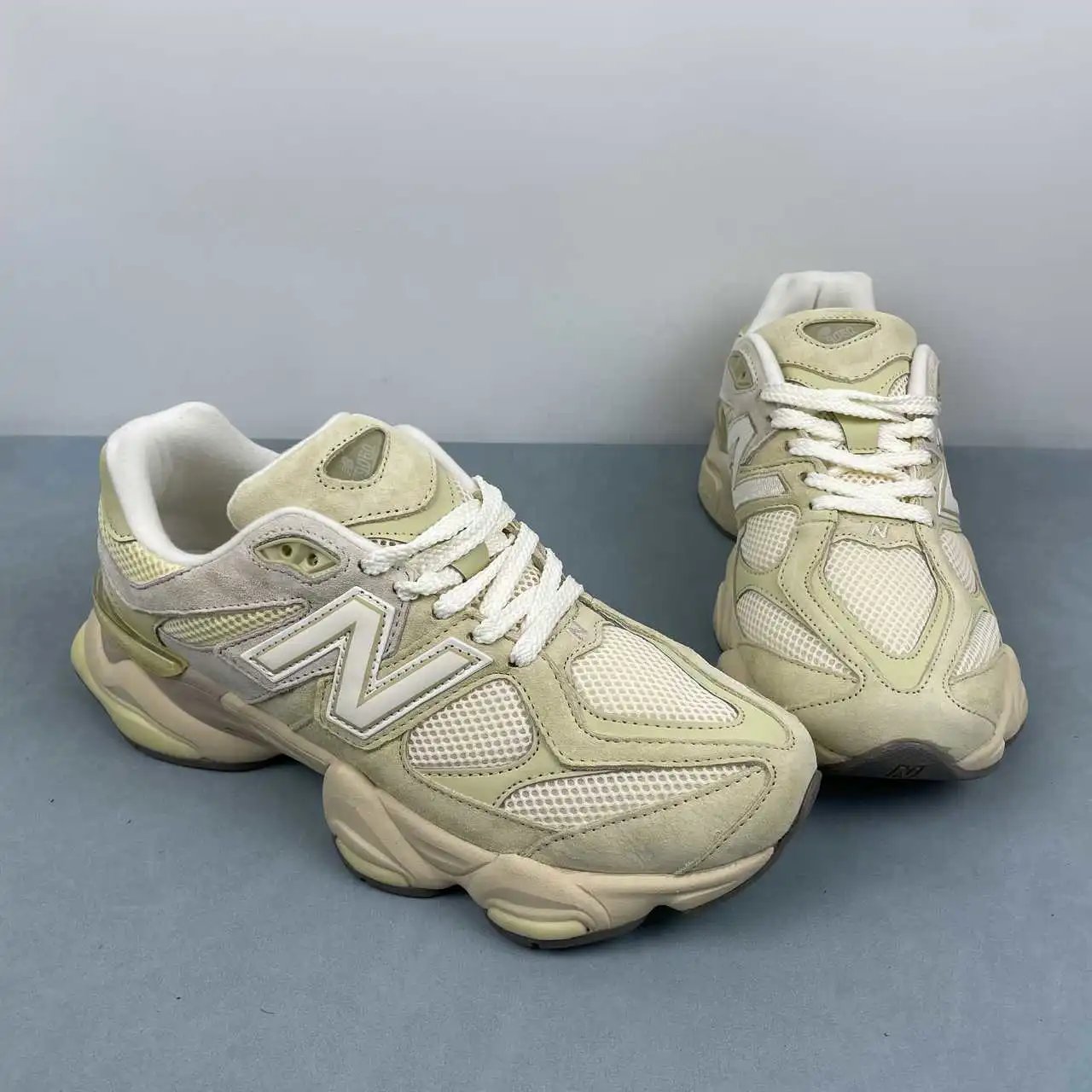 New Balance 9060 U9060EEN thumbnail 2
