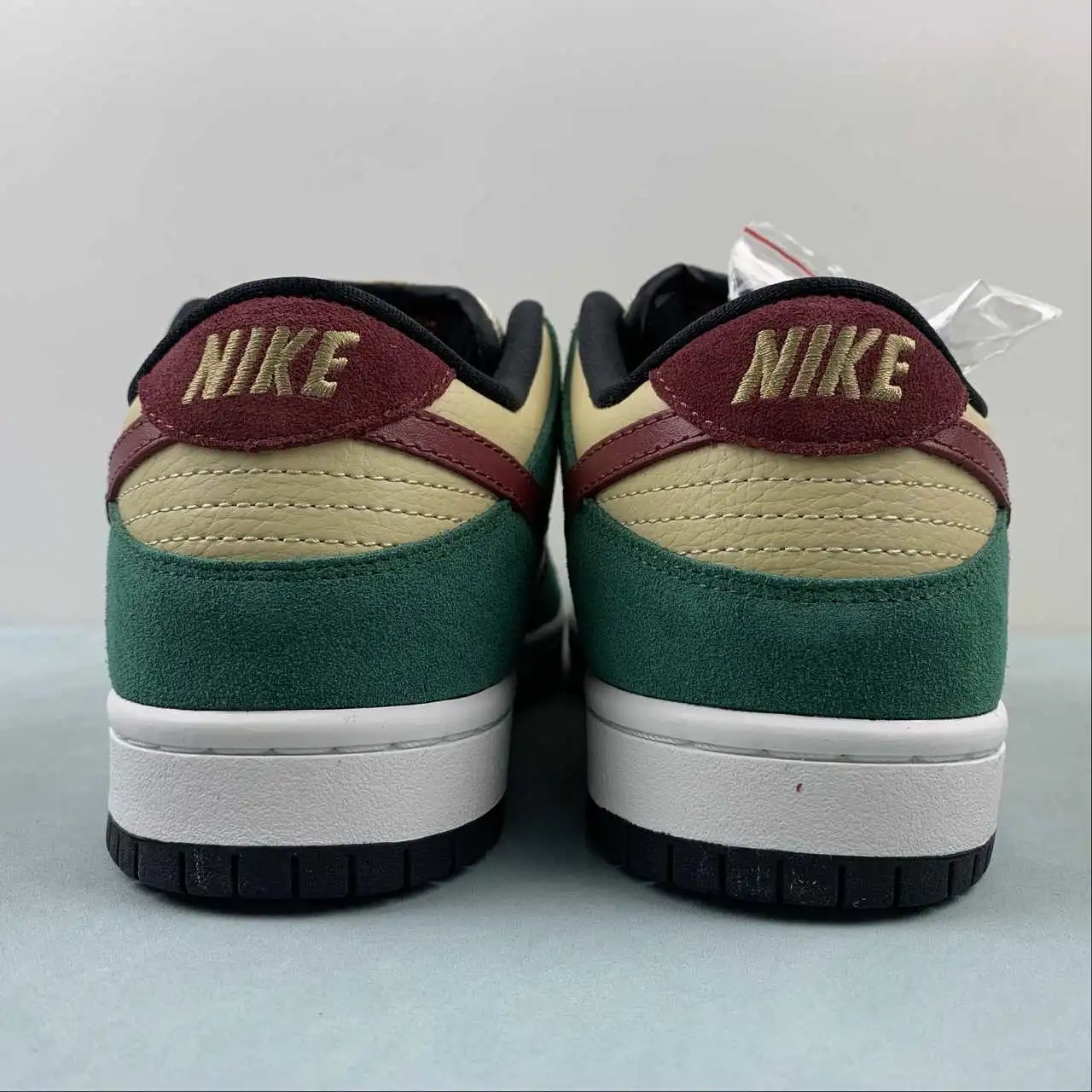 Nike Dunk Low 304292-700 11